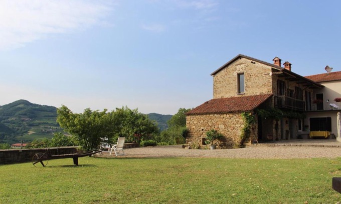 San Giorgio Scarampi Casa | Agriturismo La Verena