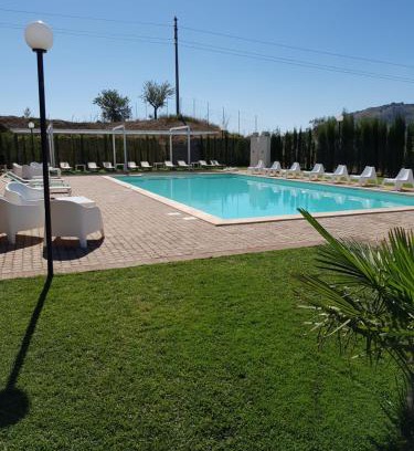 Valguarnera Caropepe Casa | Agriturismo Paparanza