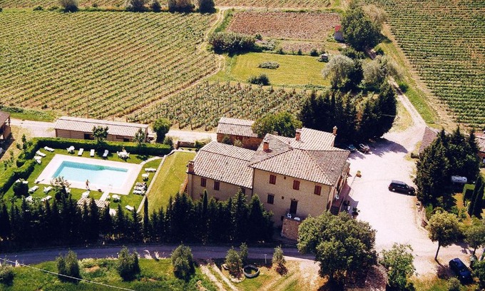 Chianciano Terme Casa | Agriturismo Palazzo Bandino - Wine cellar, on reservation restaurant and spa