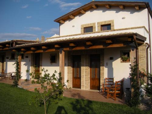 Troia Casa | Agriturismo Pirro