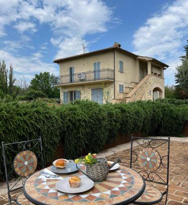Cantalupo Casa | Agriturismo Qui e Ora