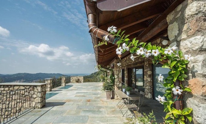 Colle Brianza Casa | AGRITURISMO SAN GENESIO