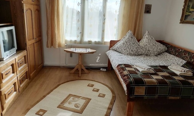 Manastirea Humorului Casa | Agrouturistic House in Manastirea Humorului