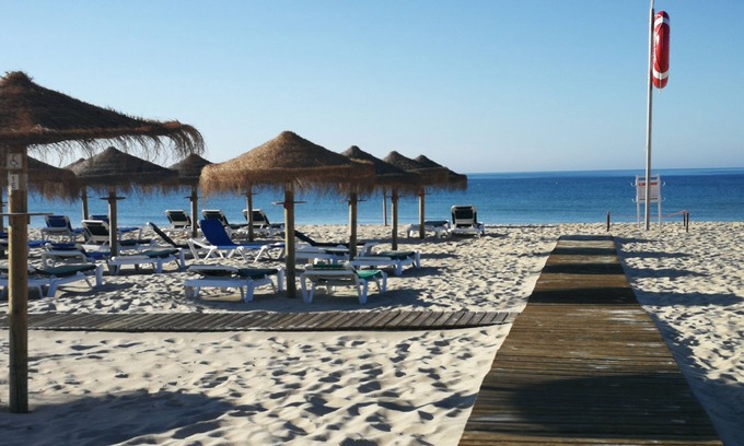 Manta Rota Condominio | Residencia AH Numar - Manta Rota