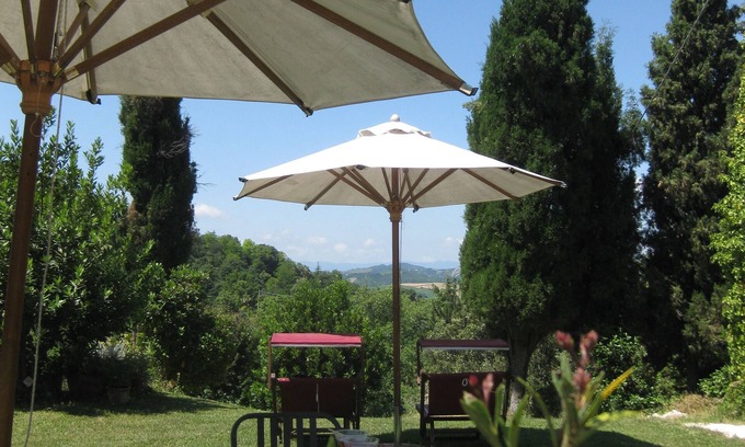 Urbino Cama Y Desayuno | Ai Cipressi B&B Country House