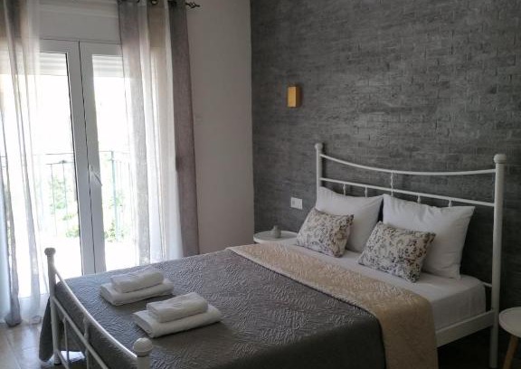 Sourpi Apartamento | Ai Nies Studio 1