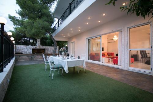 Salamis Casa | Aias Summer House