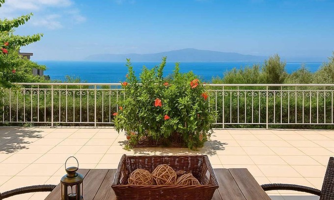 Diasella Casa | Aigli Fully Equipped Getaway - Seaview Lux Retreat