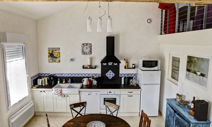 Les Artigues-de-Lussac Cabaña | Aimeluc casa de campo cerca de Saint Emilion
