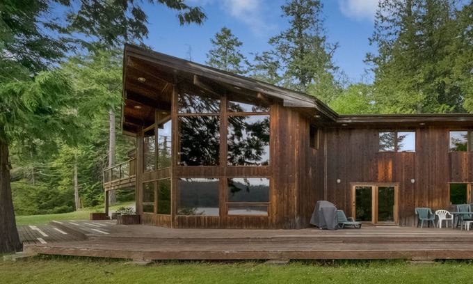 Pender Island Casa | Frente al Casa de vacaciones en Pender Island, BC