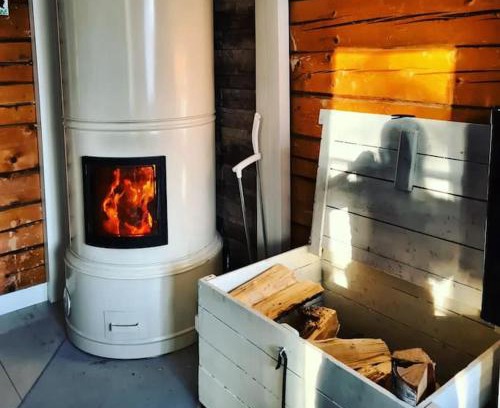 Maentsaelae Casa | Ainutlaatuinen huoneisto Vanhassa kyläkoulussa