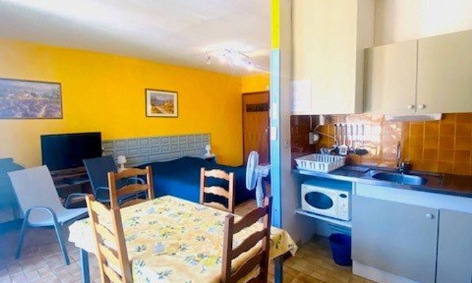 Amelie-les-Bains-Palalda Apartamento | Estudio con aire acondicionado en Amélie-les-Bains, 2 personas, parking, cerca de baños termales