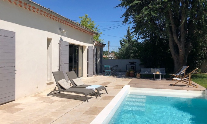 Villeneuve-les-Avignon Casa | Air-conditioned house with pool and garden