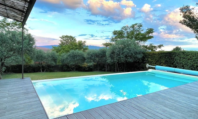 Saint-Saturnin-les-Apt Casa | Casa de diseño con vistas excepcionales del luberon, piscina climatizada