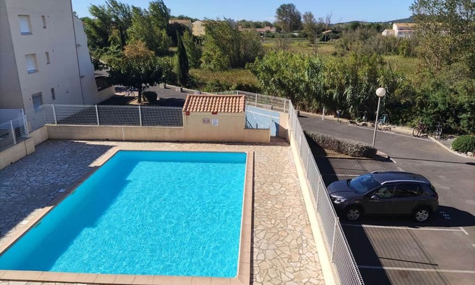 Marseillan Plage Apartamento | Apartamento con Mezzanine Climatizado, Terraza y Piscina en Marseillan
