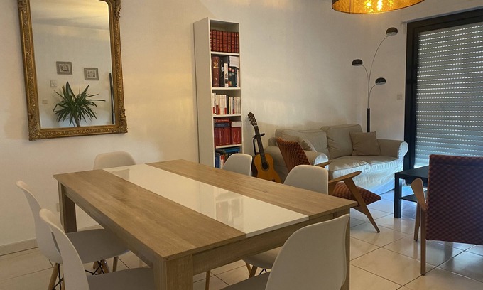 Montpellier-Centre Apartamento | Air-conditioned apartment with terrace Albert 1er