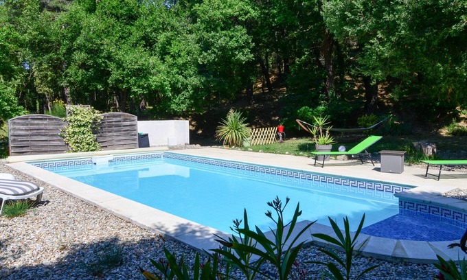 Saint-Restitut Villa | Villa climatizada y piscina exclusiva para usted en Drôme provençale