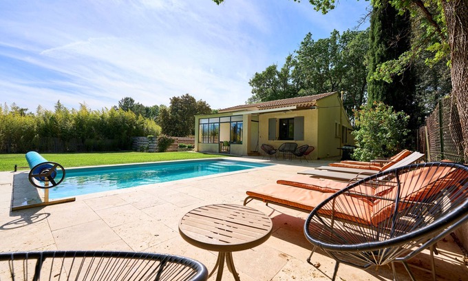 Velleron Casa | Air-conditioned villa in the heart of Provence, swimming pool, for 8 people, in absolute peace and quiet