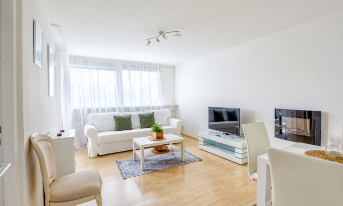 Stuttgart Apartamento | Airport parking / free - Modern and luxury apartment
