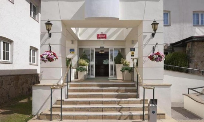 Wilmslow Hotel | Airport Inn & Spa Manchester