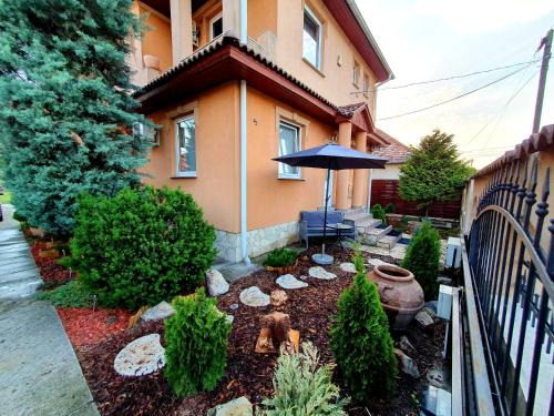 Vecses Casa | Airport Luxury Apartman 42