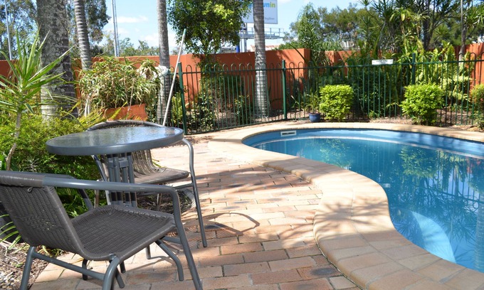 Hamilton Hotel | Airport Motel