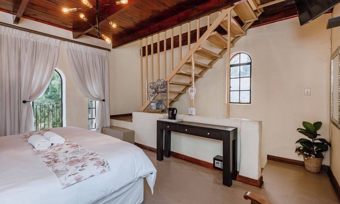 Kempton Park Casa | Airport Tower Lodge
