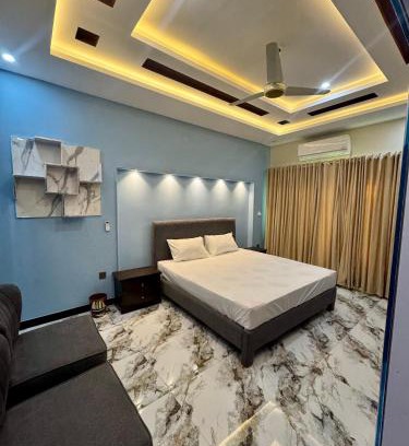 Fatehjang Casa | Airport View Guesthouse