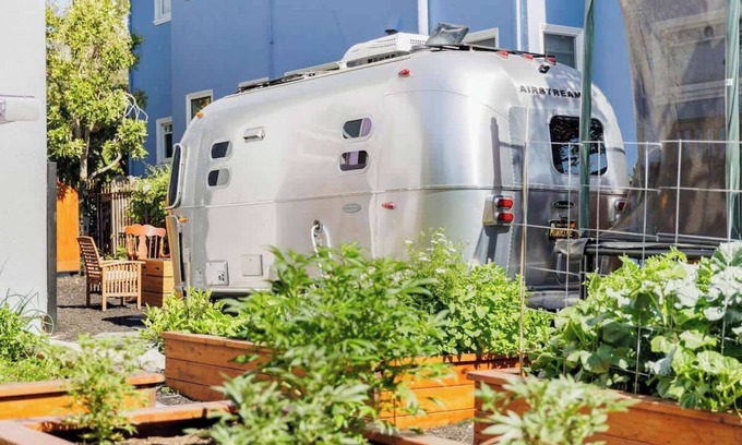Berkeley Casa | Airstream Tiny Home Walk to UC BEST Neighborhood
