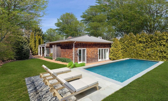 Bellport Cabaña | Airy Cottage en Bellport Village