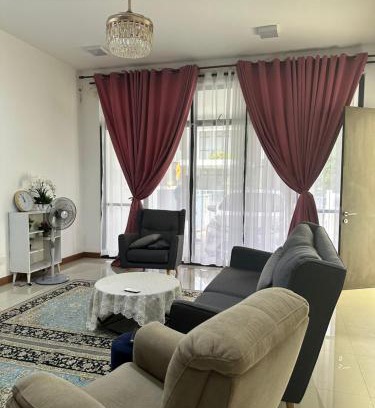 Kuantan Casa | AJ Homestay @ Kotasas
