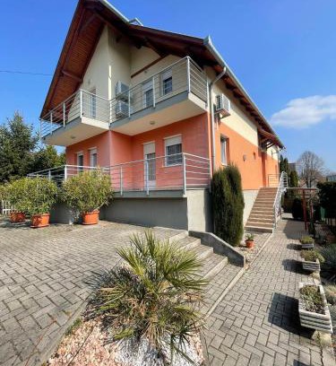 Zalakaros Apartamento | Akácfa B&B