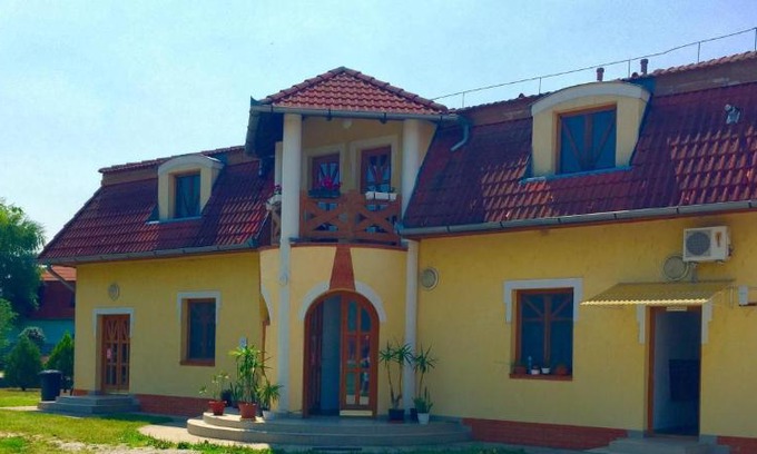 Karcag Casa | Akácliget Gyógy-és Strandfürdő