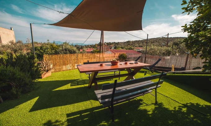 Volos Casa | AKAVA garden house