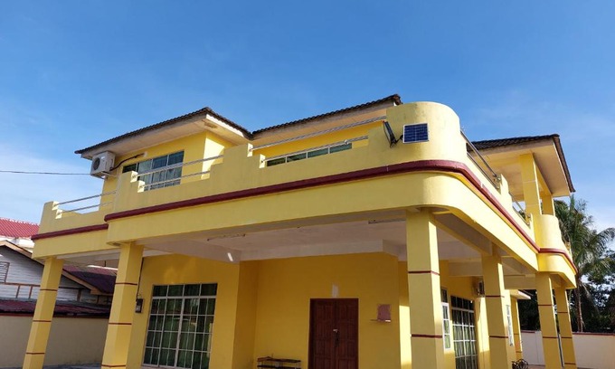 Larut Casa | AL' Indara Bunglow Homestay Taiping