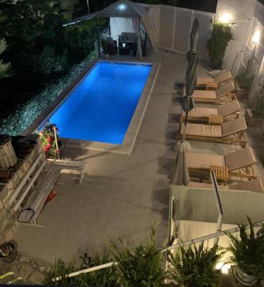 Trebesinj Apartamento | Al Mare