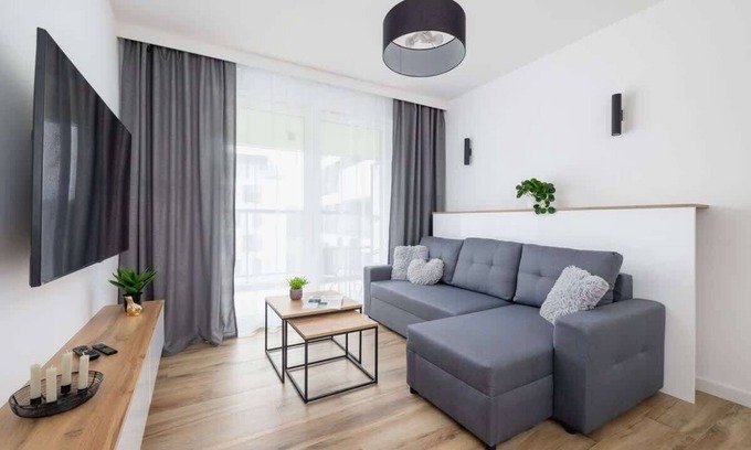 Czyzyny Apartamento | Al. Pokoju 81C | Cozy Apartment | Parking