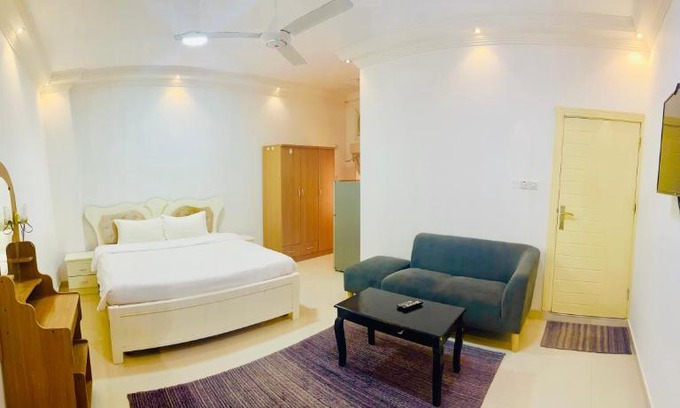 Salalah Apartamento | Al THARYA FURNISHED APARTMENTS
