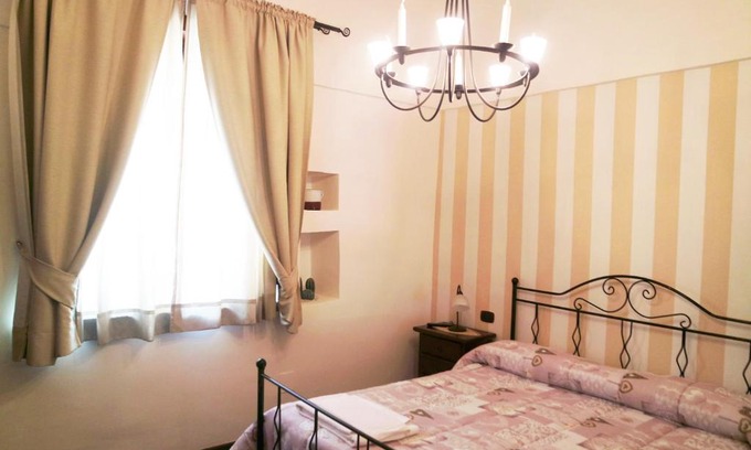 Sant'Antonio Abate Cama Y Desayuno | Al Vecchio Cellaio Historical Guest House