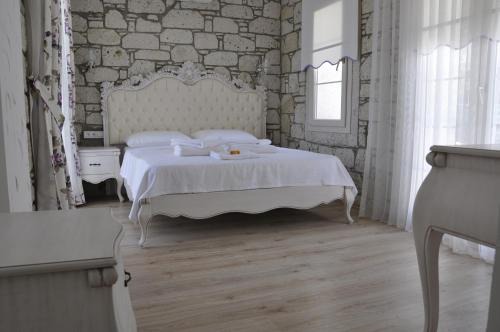 Hacımemis Cama Y Desayuno | Alacati Lucky Angel Hotel