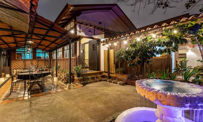 Agonía Hotel | Alajuela City Hotel & Guest House