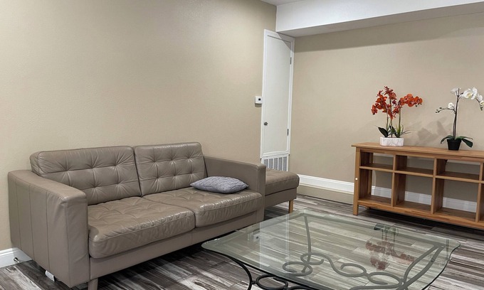 West Alameda Apartamento | Alameda Modern Victorian 2BD unit D
