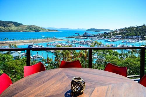 Hamilton Island Casa | Alang Alang on Hamilton Island by HIHA