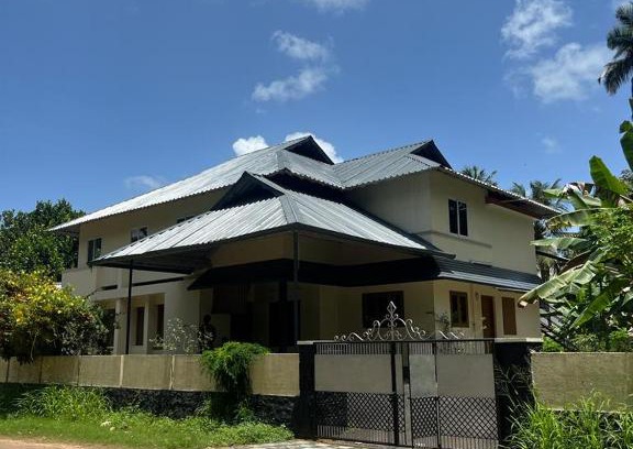 Perumbaikad Apartamento | Alappattu home stay