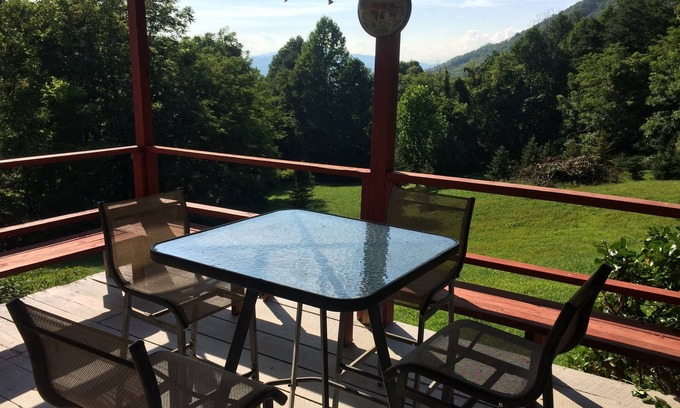 Bryson City Casa | Alarka Cabin Guest House con excelentes puestas de sol de montaña y WiFi incluido