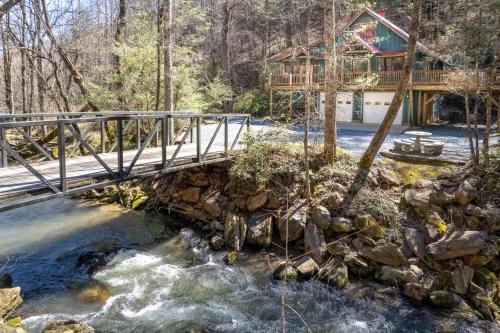 Bryson City Casa | Alarka's Lure