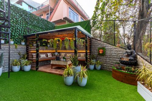Deoghat Apartamento | Alaya Stays 3 BHK Walnuts Apartments with Gazebo