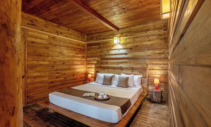 Kandaghat Chalet De Esquí | Alaya Stays Suro Woodcrest Chalet