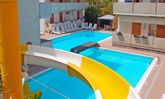 Alba Adriatica Apartamento | Alba Adriatica: escapada junto a la piscina