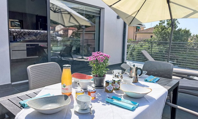 Caramagna Ligure Apartamento | Albarola by Interhome
